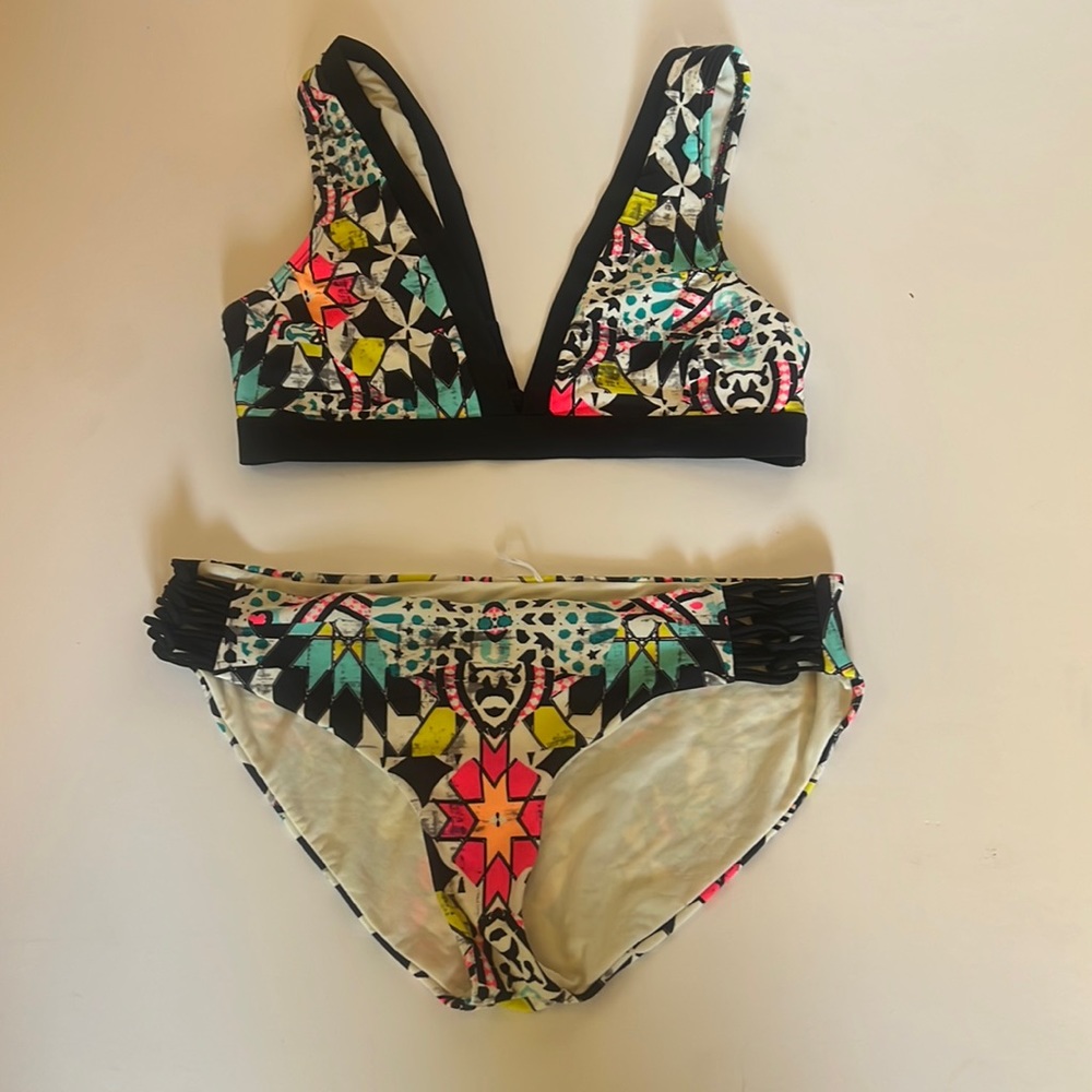 Body Glove Women's Black Multi-Print V-Neck Bikini Set